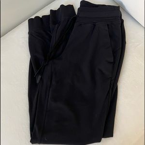 EUC Lululemon Joggers